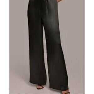 Local European Women Pants Black High Waisted Flare Legs Loose Fitting Sz M